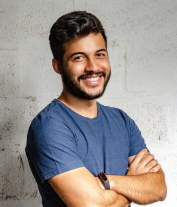 pexels-italo-melo-881954-2379004